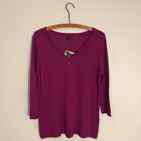 Apt 9 Lightweight Purple V-Neck Sweater - Picture 2 of 4